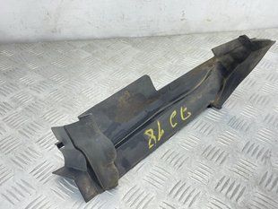 Ущільнювач крила 4M0821169B Audi Q7