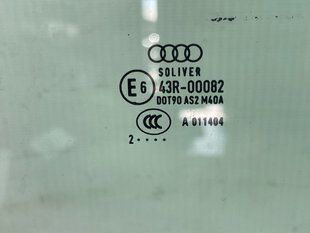 Стекло двери 4G8845205A Audi A7