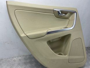 Направляющая стекла двери Volvo XC60