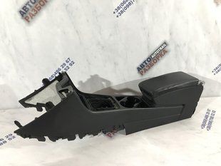 Консоль центральная, подлокотник и подстаканники Volkswagen CC