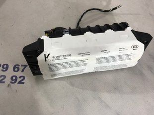 Подушка безопасности водителя в колени Airbag Audi Q7