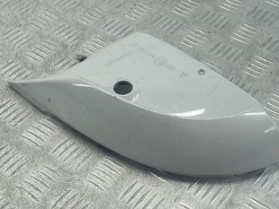 Накладка дзеркала заднього виду 4H0858523CGRU Audi A8