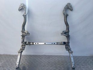 Підрамник передній 4M0399315L Audi Q7