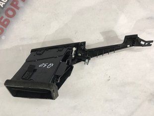 Дефлектор повітропроводу 687504GA0A Infiniti Q50