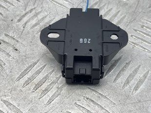 Aнтена 4M0947293 Audi Q7