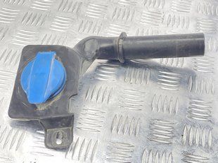 Заливна горловина бачка склоомивача 4M0955463 Audi Q7 Audi Q7, Audi Q8, Audi RS Q8, Audi SQ7, Audi SQ8