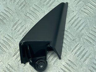Угловая накладка зеркала двери внутренняя 4G88575064PK Audi A7