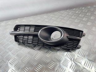 Решетка переднего бампера s-line 4G0807682AG Audi A6