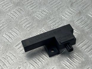 Антенна бесключевого доступа (KESSY) 8K0907247 Audi A6 Audi A4, Audi A4 Allroad, Audi A5, Audi A6, Audi A7, Audi A8, Audi Q5, Audi RS5, Audi RS7, Audi S4, Audi S5, Audi S6, Audi S7, Audi S8, Audi SQ5