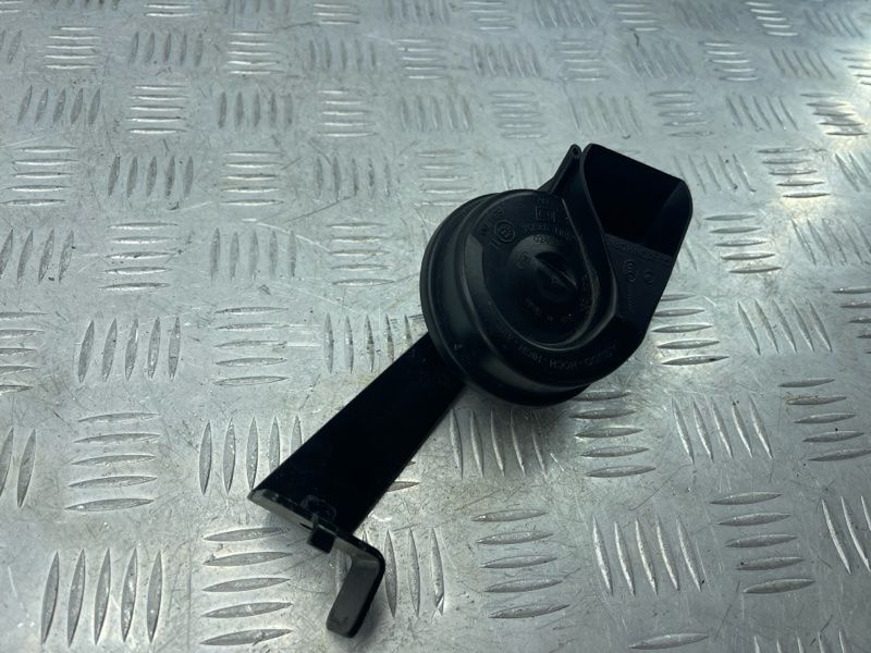 Звуковой сигнал 4G8951209B Audi A7