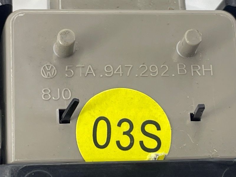 Плафон освітлення салону 5TA947292B Volkswagen Tiguan
