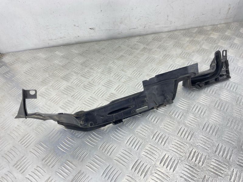 Накладка крила 8W0821170C Audi A4