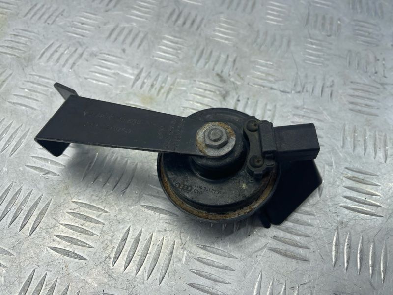 Звуковой сигнал 4G8951209B Audi A7