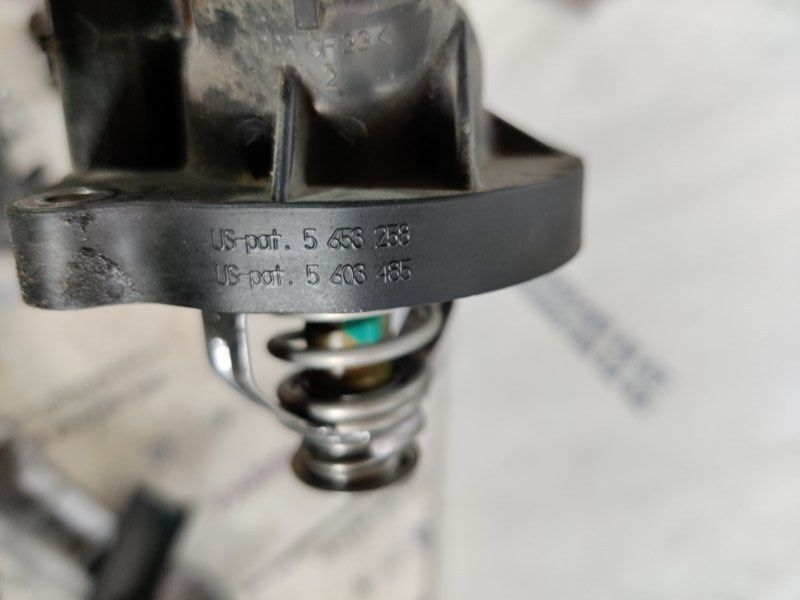 Термостат 3M4Z8575B Ford Fusion
