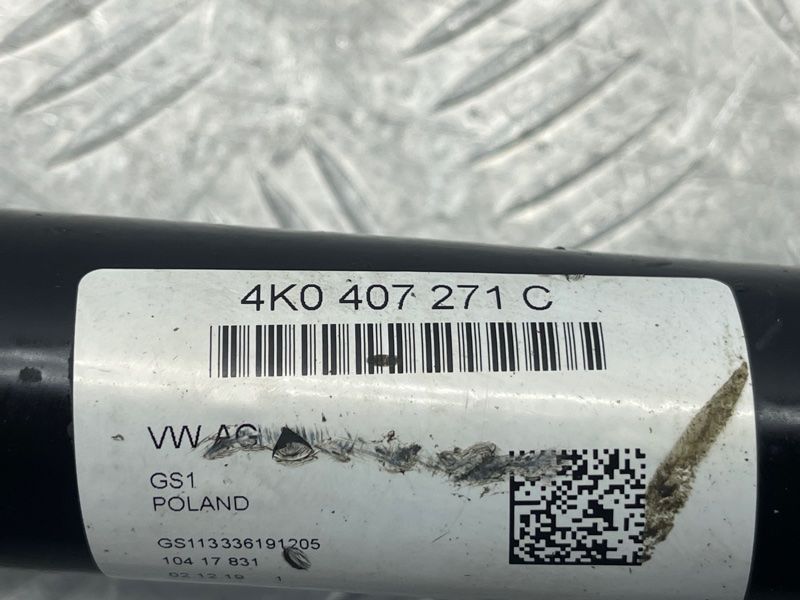 Піввісь 4K0407271C Audi A6