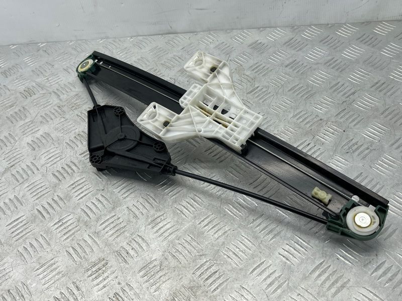 Склопідйомник 4K0839461 Audi A6
