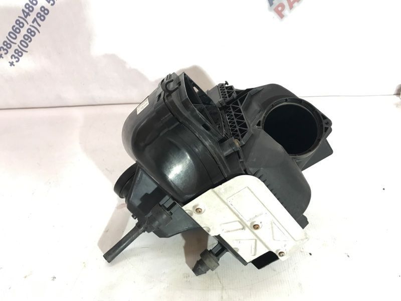 Корпус воздушного фильтра 8K0133837BJ Audi A4 Allroad