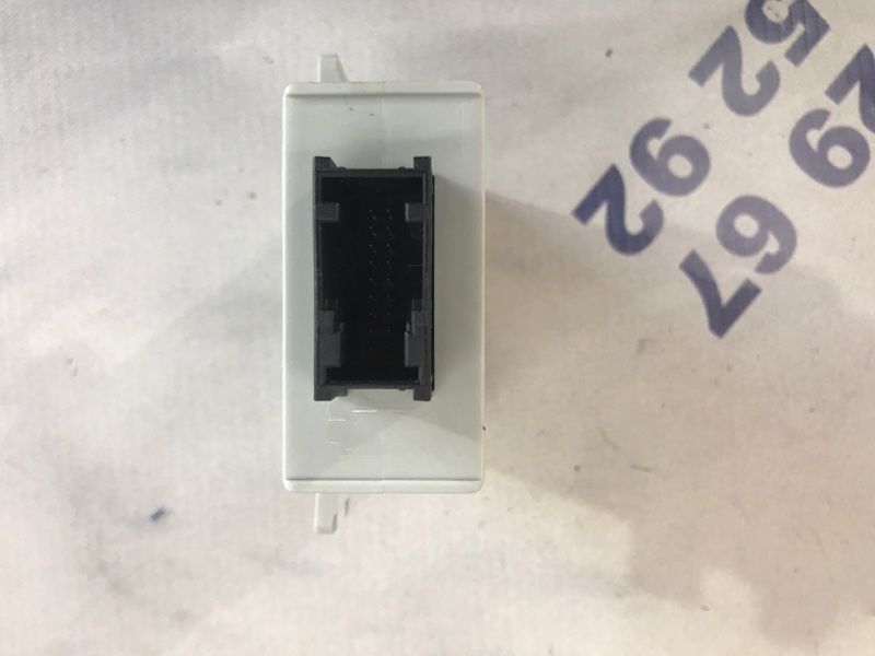 Блок управления системы контроля давления в шинах 4F0907274 Audi Q7
