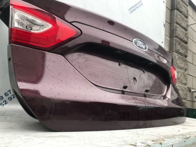 Накладка кришки багажника Ford Fusion