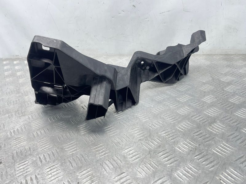 Крепление фары правое 4M0805608B Audi Q7 Audi Q7, Audi SQ7