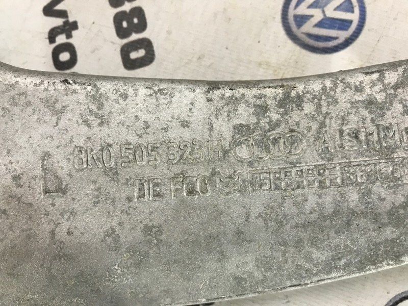 Важіль задньої підвіски поперечний верхній лівий 8K0505323H Audi A6 Audi A4, Audi A4 Allroad, Audi A5, Audi A6, Audi A7, Audi A8, Audi Q5, Audi RS5, Audi RS7, Audi S4, Audi S5, Audi S6, Audi S7, Audi S8, Audi SQ5