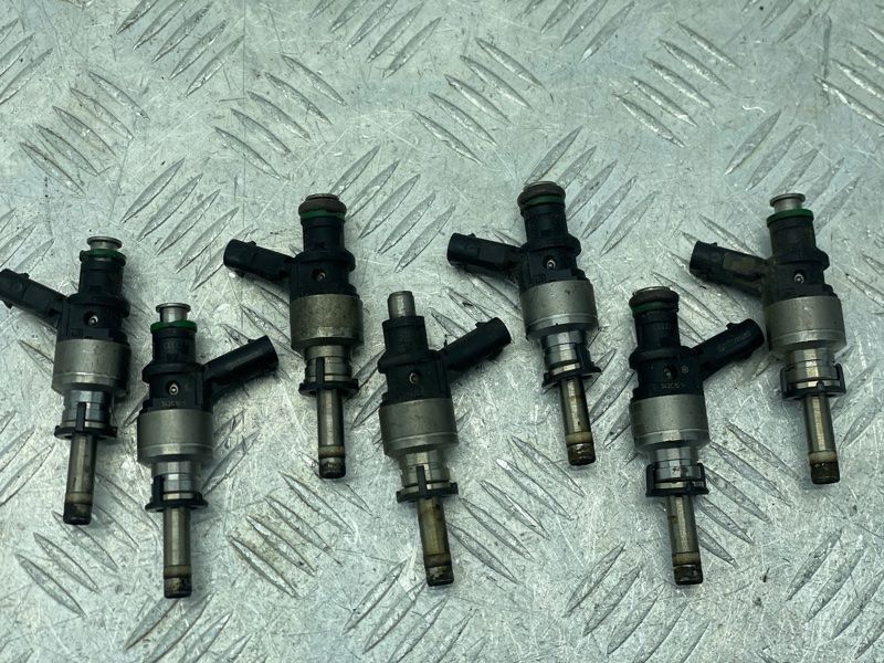 Паливна форсунка 3079036T Audi A8