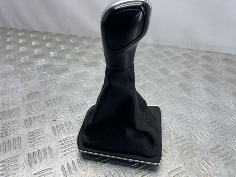 Ручка важеля селектора КПП 5NN713203AHQD Volkswagen Tiguan