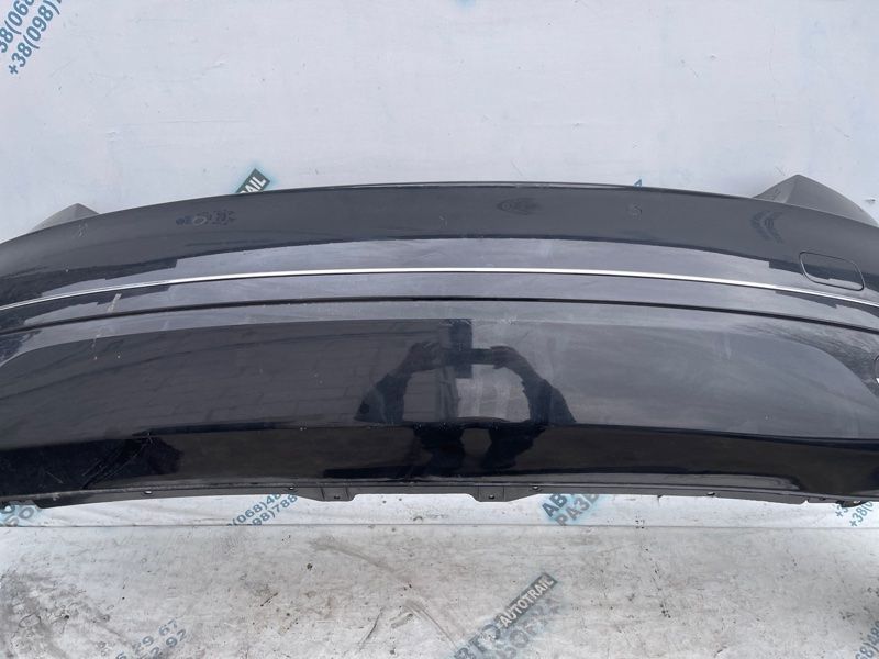 Бампер 4H0807067 Audi A8