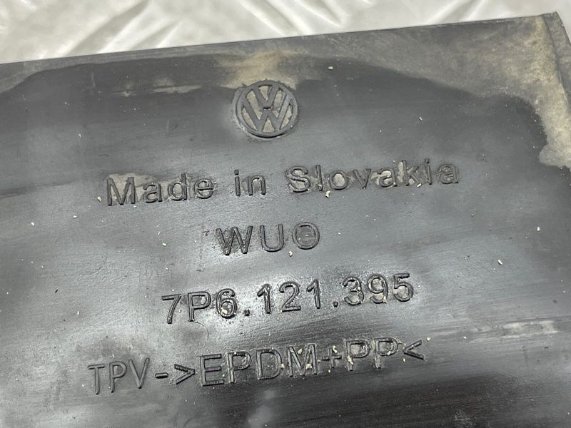 Воздуховод 7P6121395 Volkswagen Touareg