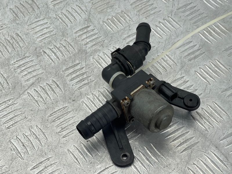 Клапан водяний CV6118495TB Ford Escape