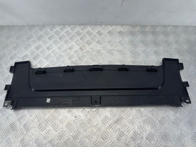 Накладка радіатора 31383508 Volvo XC90