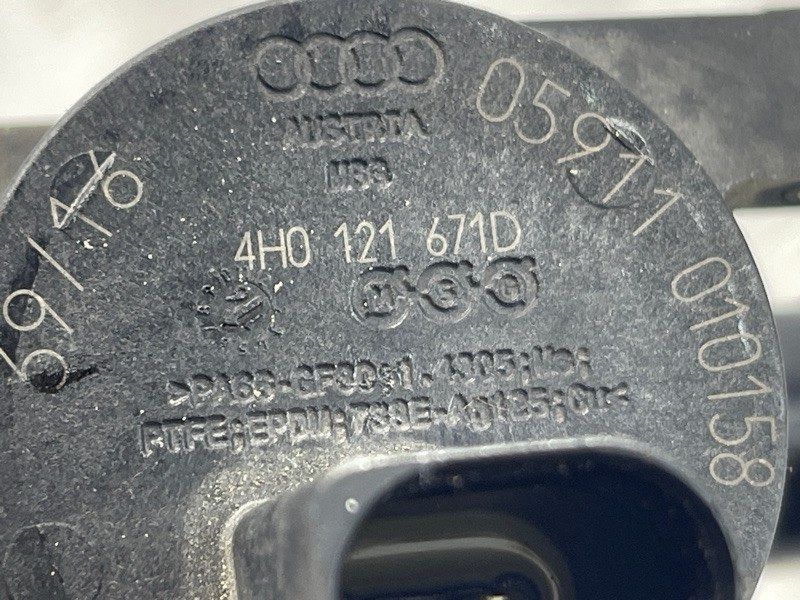 Клапан електромагнітний 4H0121671D Audi Q7