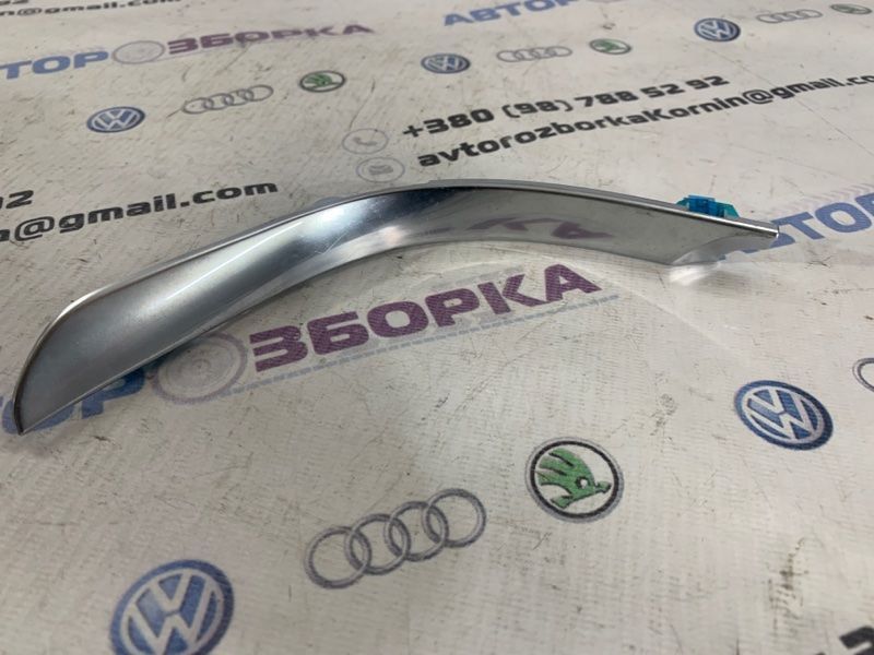 Молдинг передней панели KT4BR045L10BDW Ford Edge