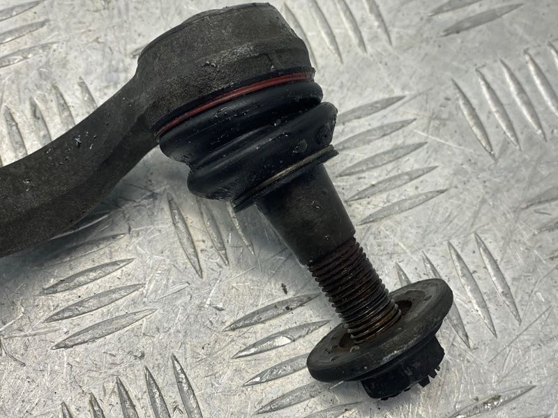 Рулевая тяга c наконечником 8W0423812C Audi A6