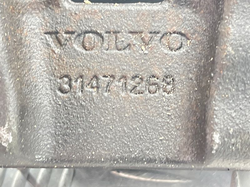 Супорт гальмівний 31471268 Volvo XC90
