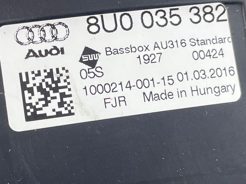 Сабвуфер 8U0035382 Audi Q3