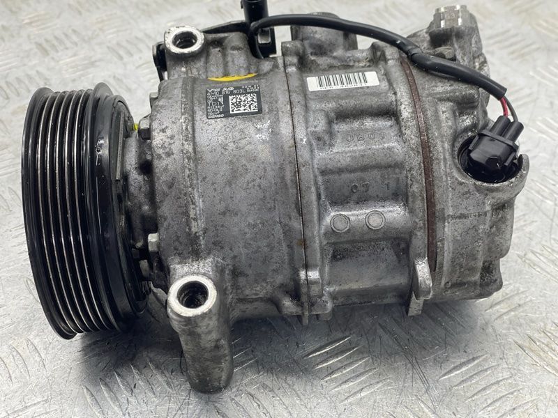Компрессор кондиционера 4M0816803L Audi A4 Allroad