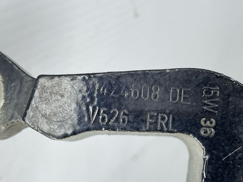 Петля дверей 31424608 Volvo XC90