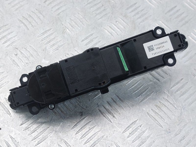 Панель керування обігрівом і мультимедіа 31398845 Volvo XC60