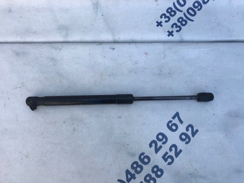 Газовий упор капота 4G8823359A Audi A7