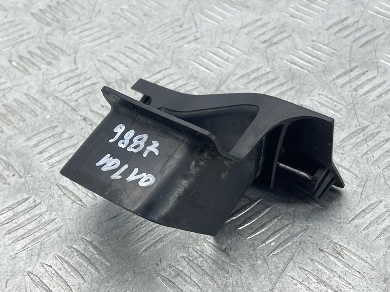 Повітропровід Volvo XC60