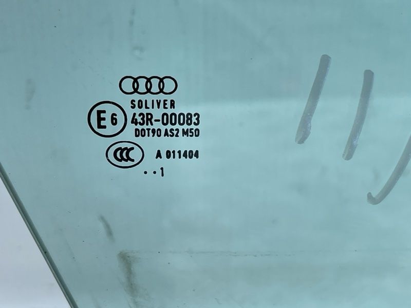 Скло дверей Audi A6