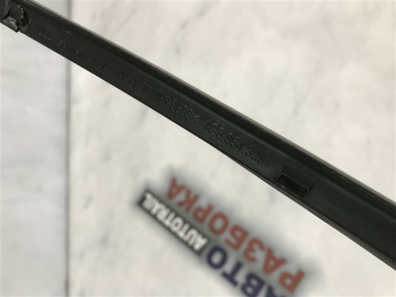 Молдинг скла 4G8854328 Audi A7