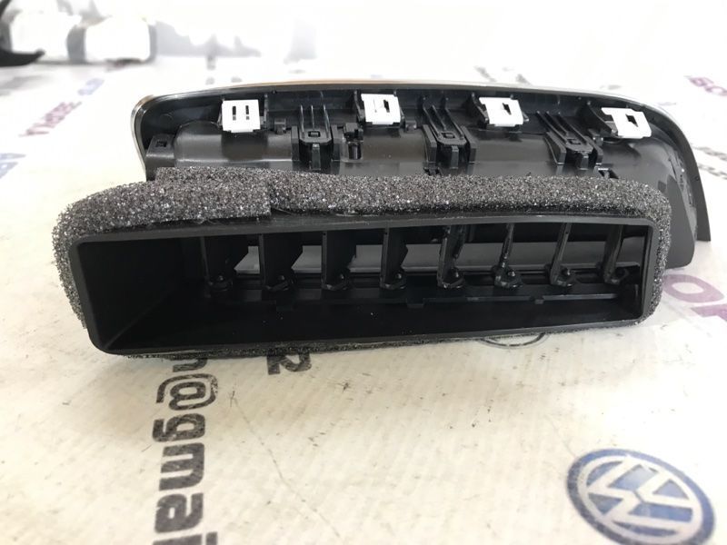Дефлектор повітропроводу EM2B19C682 Ford Edge