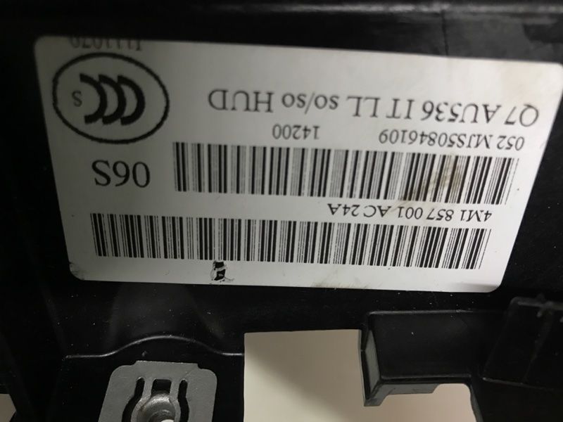 Торпедо з подушкою безпеки 4M1857001AC24A Audi Q7