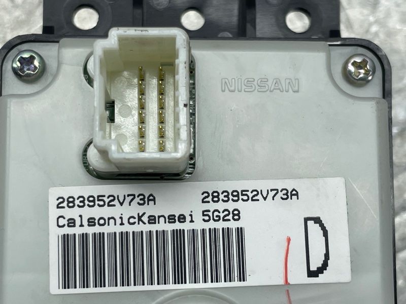 Переключатель 283952V73A Infiniti Q50