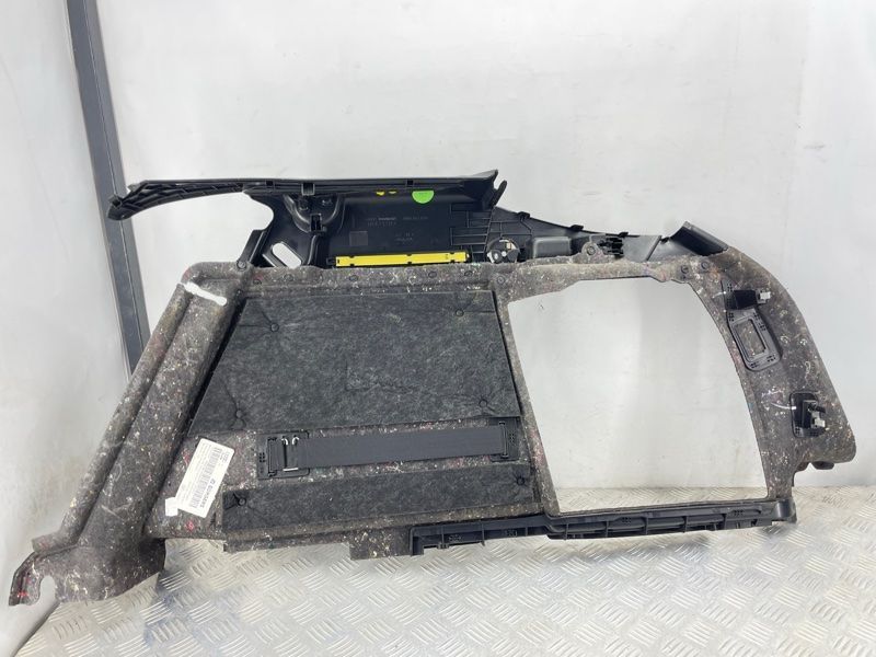 Обшивка багажника 8W9863879BKTH Audi A4 Allroad