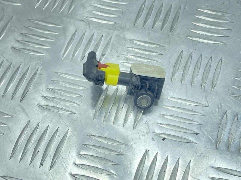 Датчик удару передній 4H0959651A Audi A6 Audi A6, Audi A7, Audi A8, Audi RS7, Audi S6, Audi S7, Audi S8
