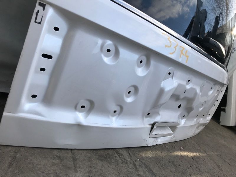 Крышка багажника BA8Z7440010A Ford Flex