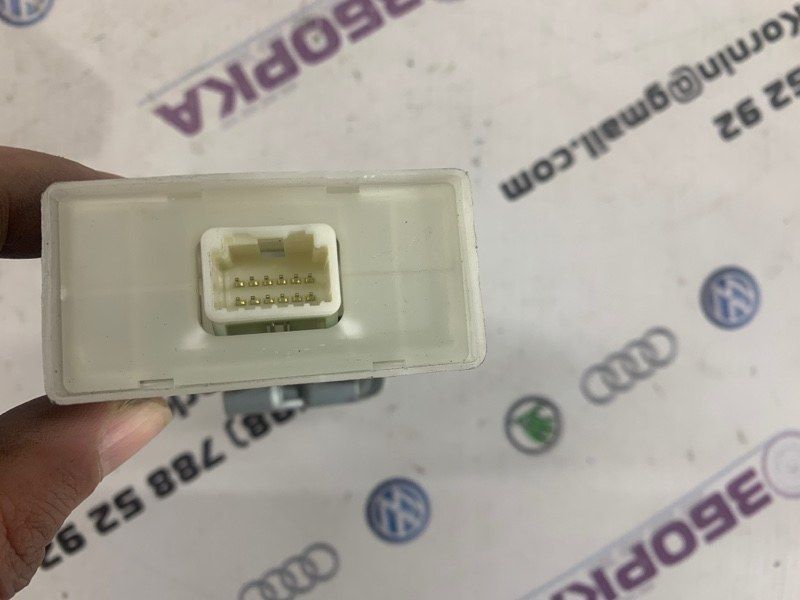 Блок керування сидінням 284D14GF0A Infiniti Q50